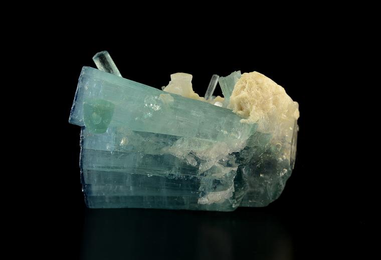 ELBAITE